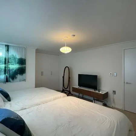 Namsan Pearl Stay Seoul Exterior photo